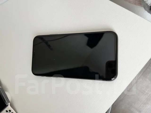 Apple iPhone 11. �/�, 64 ��, ������, 3G, 4G LTE ����