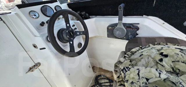 Nissan. 1984 ���, ����� 7��., ��������� ���������, 140��.�., ������ ����