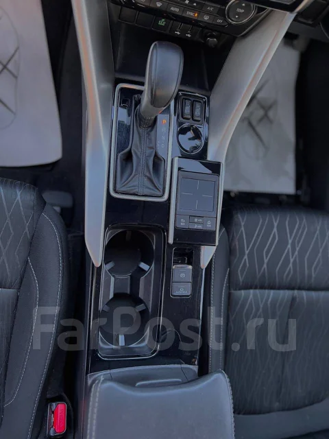 Mitsubishi Eclipse Cross. �������, ��������, 1.5 (150��.�.), ������, 74����. ��, �/� ����
