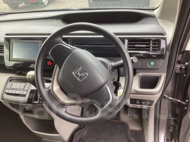Honda Stepwgn. �������, 4wd, 1.5, ������, 125 000����. ��, �/� ����
