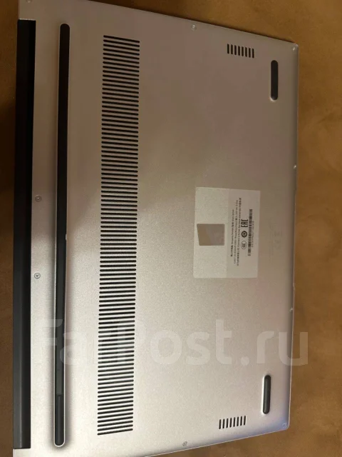 Huawei MateBook D 14. 3����, ��� 8 ��, ���� 256���, WiFi: 1, Bluetooth: 1, ����������� �� 12��. ����