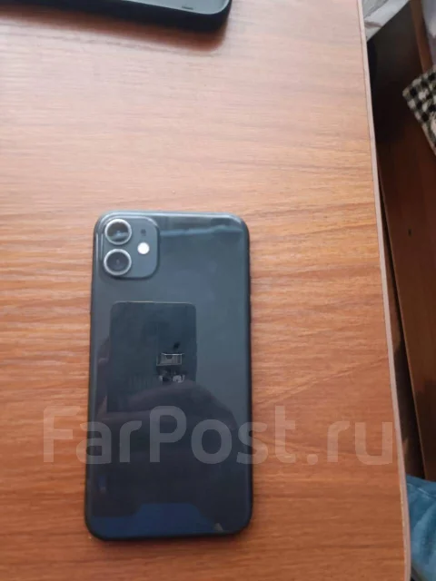 Apple iPhone 11. �/�, 64 ��, ������, 4G LTE, 5G, Dual-SIM, ����������, NFC ����