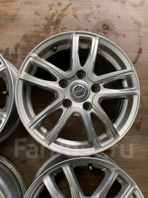Toora. 6.0x15", 5x114.3, ET53 ����