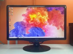 ViewSonic. 22", ���������� �� (LCD, LED, QLED) ����