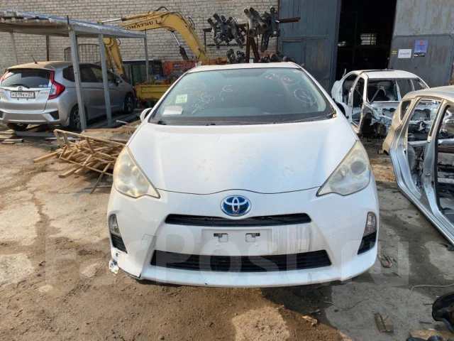 Toyota Aqua. NHP10, 1NZFXE ����