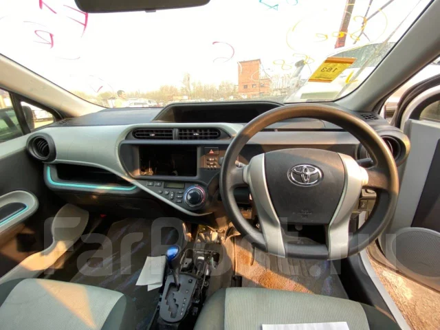 Toyota Aqua. NHP10, 1NZFXE ����
