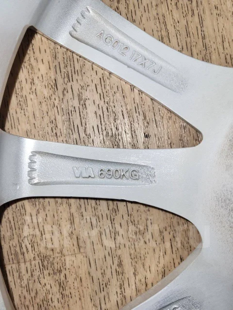 5Zigen Legales aEX. 7.0x17", 5x100, ET-48, �� 73,1���. ����