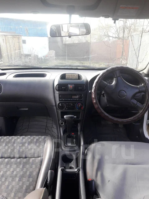 Nissan AD. �������, ��������, 1.5 (100��.�.), ������, 300 000����. �� ����