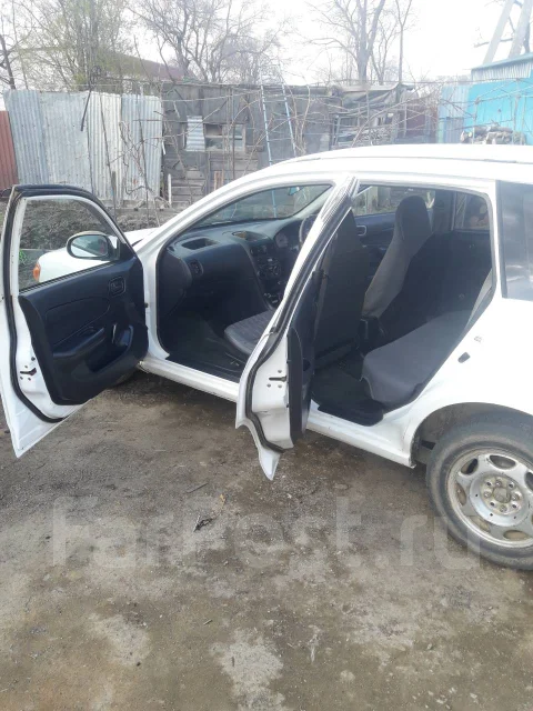 Nissan AD. �������, ��������, 1.5 (100��.�.), ������, 300 000����. �� ����