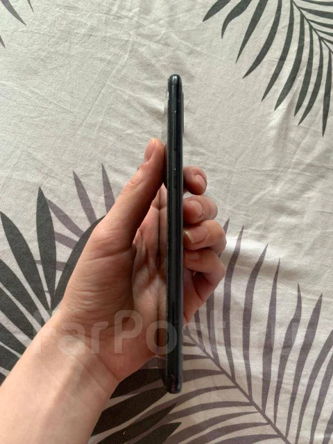 Samsung Galaxy A70. �/�, 128 ��, ������, 4G LTE ����