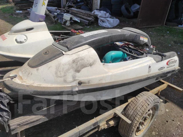 Yamaha SuperJet-700 ����