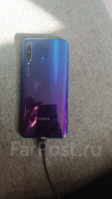 Honor 10i. �/�, 128 ��, �����, NFC ����