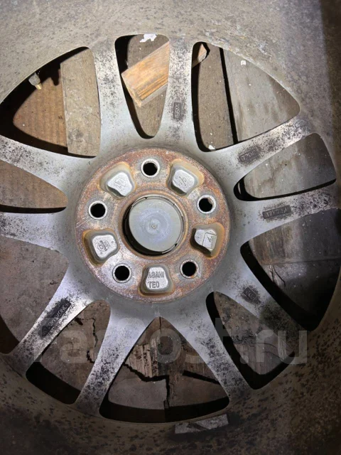 Honda Mugen. 7.0x17", 5x114.3, ET60 ����