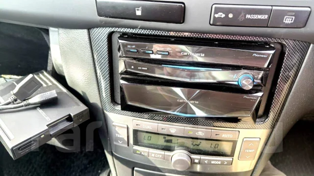 Pioneer Carrozzeria AVIC-VH009MD ����