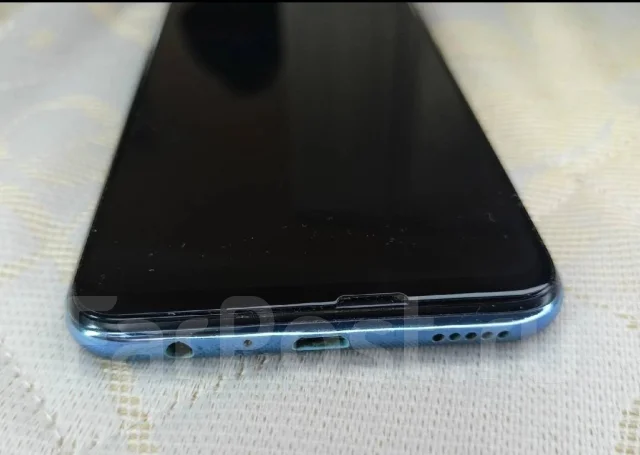 Honor 10 Lite. �/�, 64 ��, 3G, 4G LTE, Dual-SIM, NFC ����