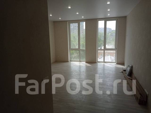 Ручная штукатурка шпаклeвка обои. Ламинат и плитка покраску стен в ...