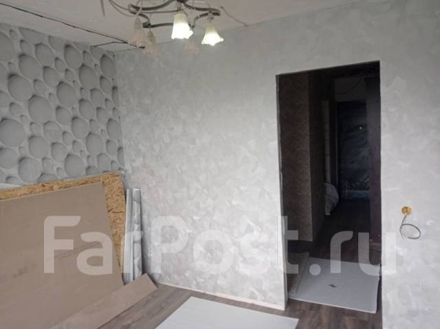 Ручная штукатурка шпаклeвка обои. Ламинат и плитка покраску стен в ...