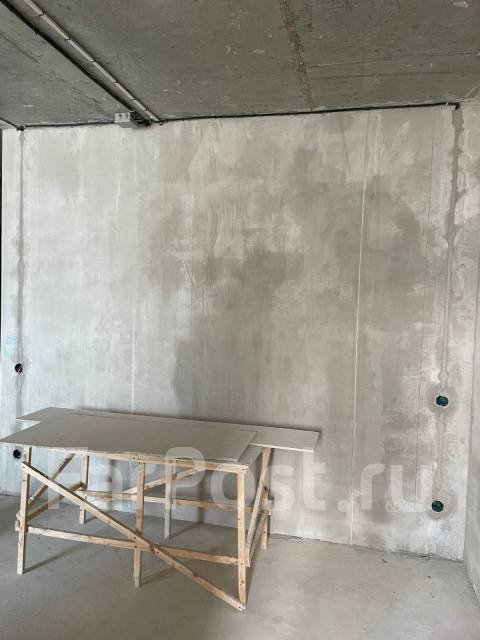 Ручная штукатурка шпаклeвка обои. Ламинат и плитка покраску стен в ...