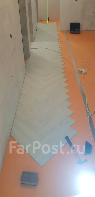 Укладка ламината, линолеума, паркета. фанеры. массивной доски в Артеме