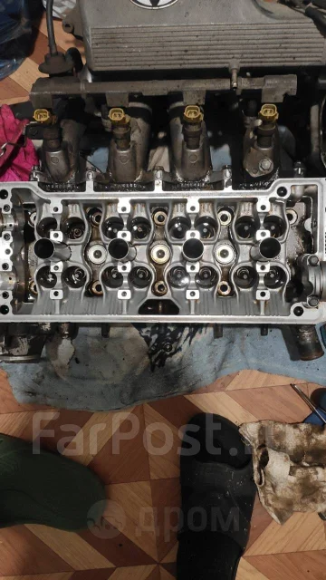 Toyota Corolla. ��������, ��������, 1.6 (115��.�.), ������, 250 000����. �� ����