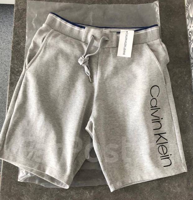 Шорты Calvin Klein, размер: 46, лето, новый, в наличии. Цена: 2 500₽ в ...