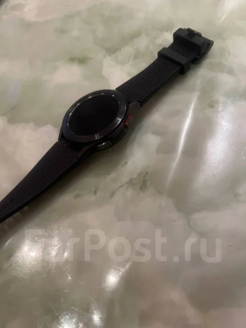 Samsung Galaxy Watch4 ����