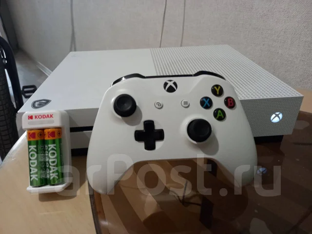Microsoft Xbox One S ����