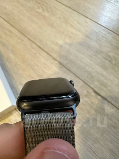 Apple Watch Series 5. GPS, NFC, IP67, IP68 ����
