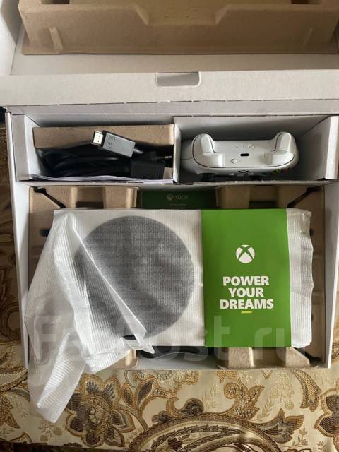 Xbox Series S, б/у, в наличии. Цена: 19 000₽ во Владивостоке