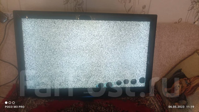Samsung LE40R81B. LCD (��) ����