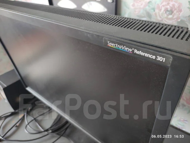 NEC. 30", ���������� �� (LCD, LED, QLED) ����