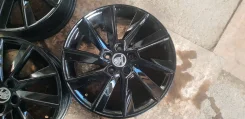 Skoda. 6.0x16", 5x100, ET40 ����