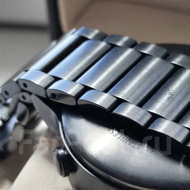 Huawei Watch. GPS, IP67 ����