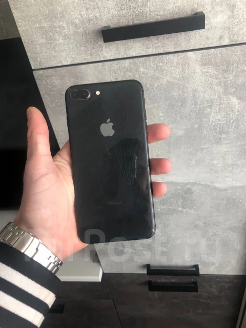 Apple iPhone 8 Plus. �/�, 64 ��, ������ ����