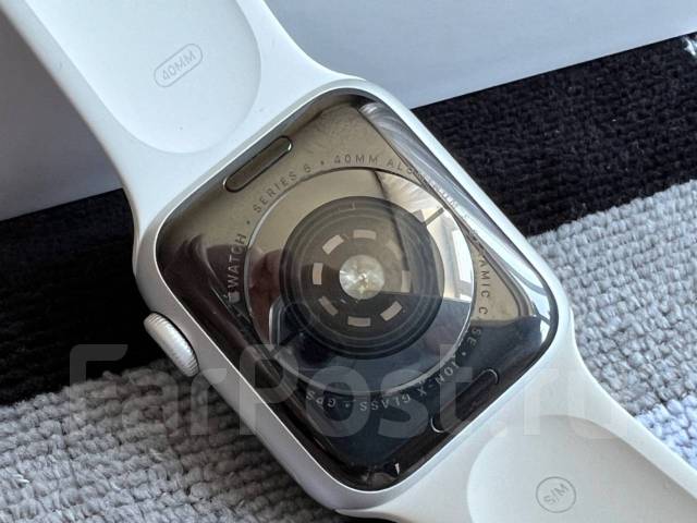 Apple Watch 5 40 mm серебряного цвета, умные часы, GPS, NFC, IP67, IP68 ...