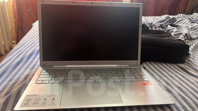 IRBIS. 17.3", ��� 8 ��, ���� 256���, WiFi: 1, Bluetooth: 1 ����