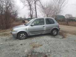 Nissan March. �������, ��������, 1.0, ������. ��� ����� �� ������������ ����
