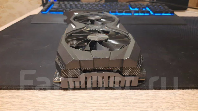 GeForce GTX 1080 ����