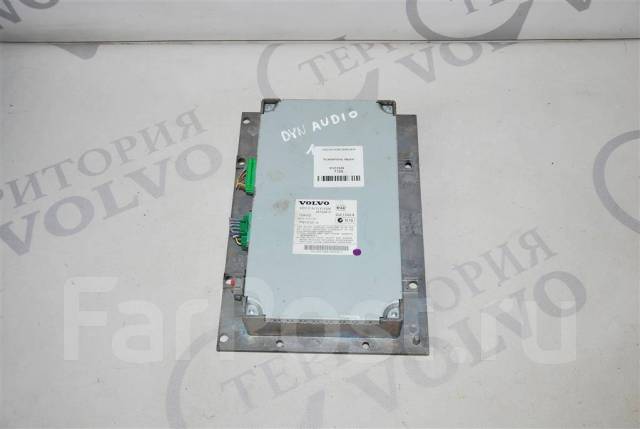 Преобразователь 24 на 12. Усилитель xc90. Разъем звукового xc90. Оригинал усилок на вольво 90. Усилитель xc90.