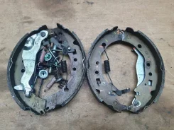 ������� ��������� ������ Toyota Ractis SCP100 04495-52110 ����