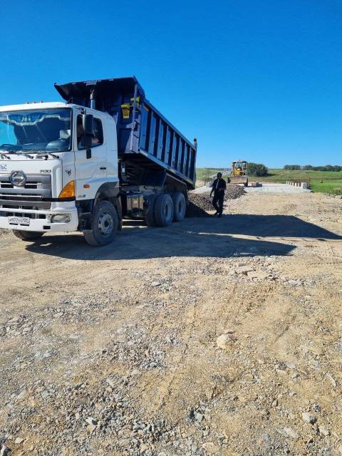 Водитель самосвала, работа в ООО \"Импульс\" в Артеме — вакансии на ФарПосте