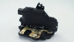 ����� ����� ���. �.! VW Bora/Passat/Golf/Lupo Quattro Freni QF10J00020 QF10J00020 ����