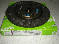 ���� ��������� Nissan Primera 90-02 / Sunny 90-12 (215,00/ 147.00) Valeo ���. 809704 809704 ����