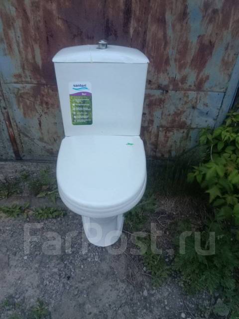 Унитаз с бачком, в наличии. Цена: 3 500₽ во Владивостоке