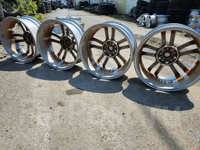 RAYS Versus Spada. 7.0x17", 5x114.3, ET52, �� 71,1���. ����