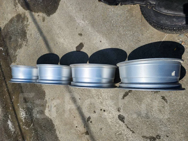 RAYS Versus Spada. 7.0x17", 5x114.3, ET52, �� 71,1���. ����