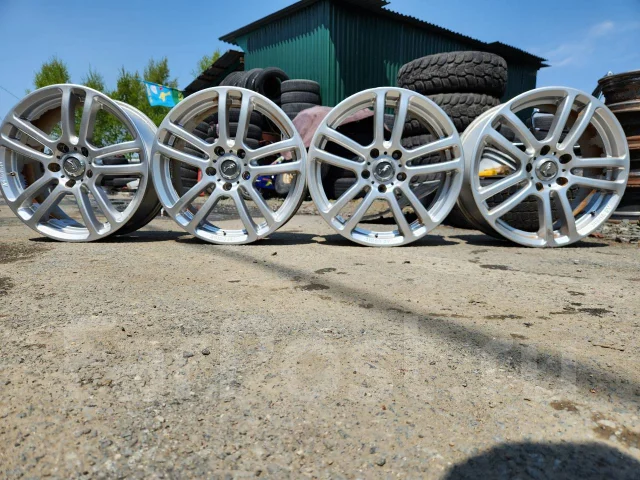RAYS Versus Spada. 7.0x17", 5x114.3, ET52, �� 71,1���. ����