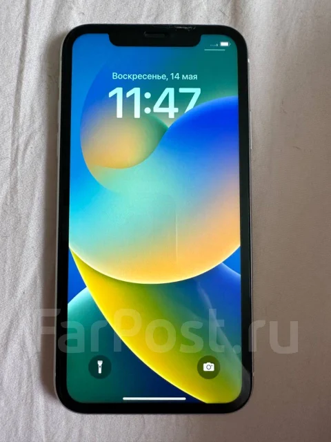 Apple iPhone 11. �/�, 64 ��, �����, 4G LTE ����