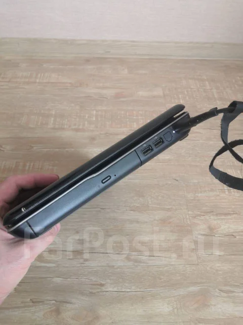 Compaq Presario CQ61. 15.6", 2����, ��� 3072 ��, ���� 240���, WiFi: 1 ����