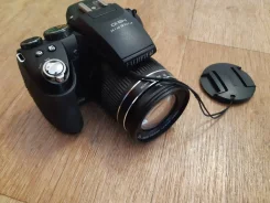 Fujifilm FinePix HS10 ����
